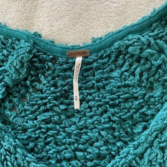 𝅺FREE People Womens Cropped Bell Sleeves Sweater - Picture 7 of 11